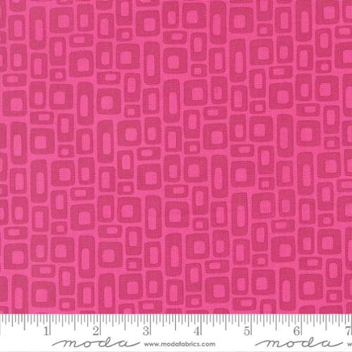 Elizabeth Hartman Scenery Marshmallow - Fuschia
