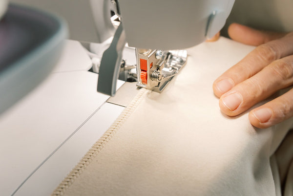 BERNINA L 660