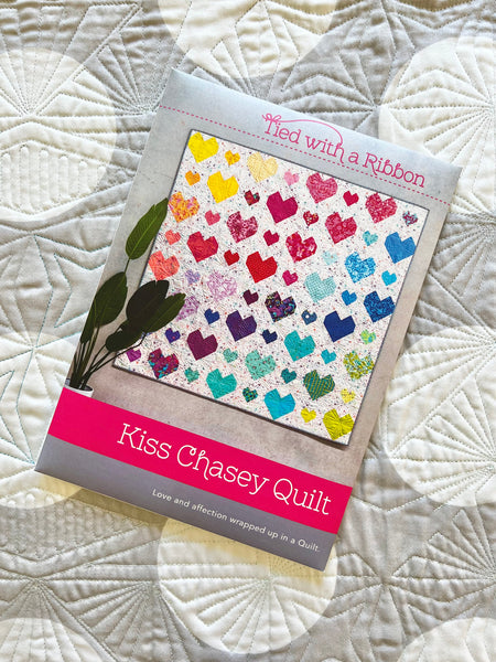 Kiss Chasey Quilt Kit - Lap size